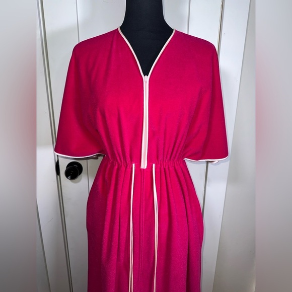 Vintage Vanity Fair Pink Batwing Zipper Front Robe - Picture 3 of 13